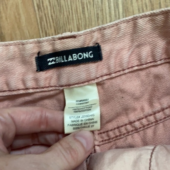 Billabong || Denim Cutoffs - SUPER 🔥 - Picture 6 of 10